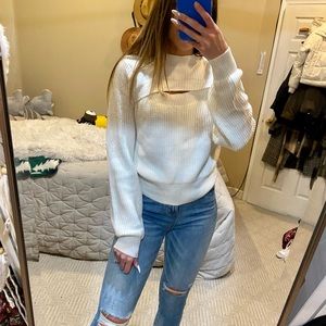 Vici white sweater